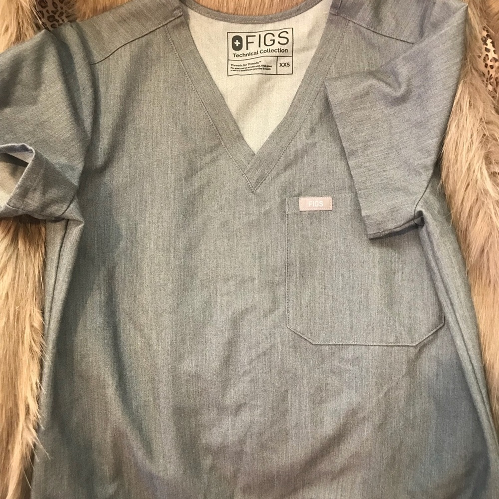 Figs Catarina One Pocket Scrub Top